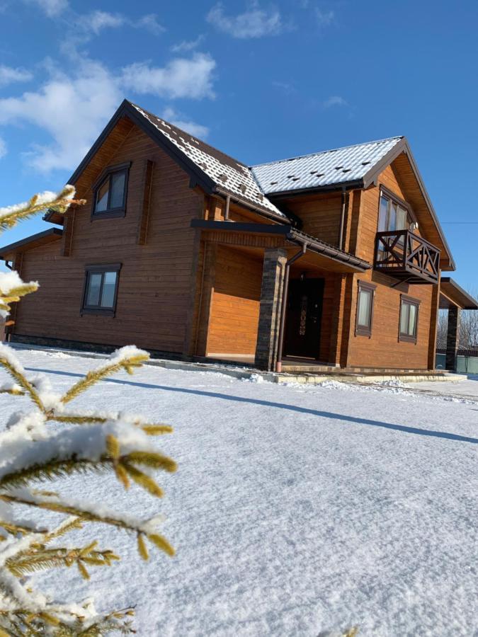 Villa Family House Truskavets Modrychi Exterior photo